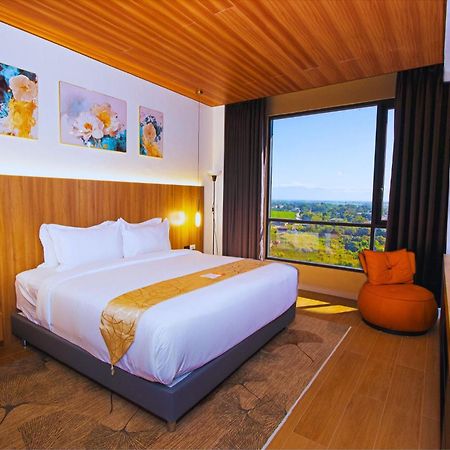 Levo Hotel Urdaneta ภายนอก รูปภาพ
