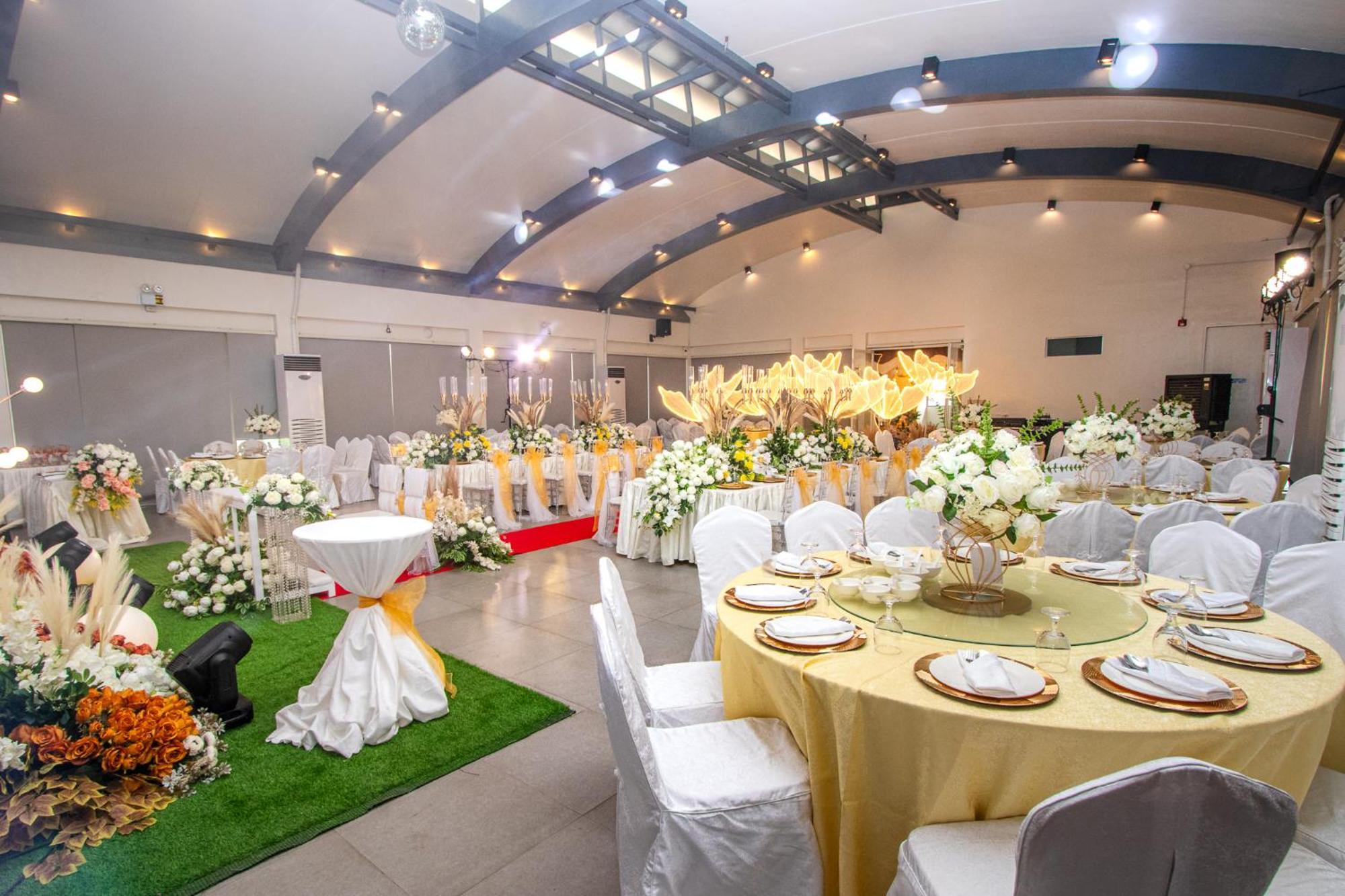 Levo Hotel Urdaneta ภายนอก รูปภาพ